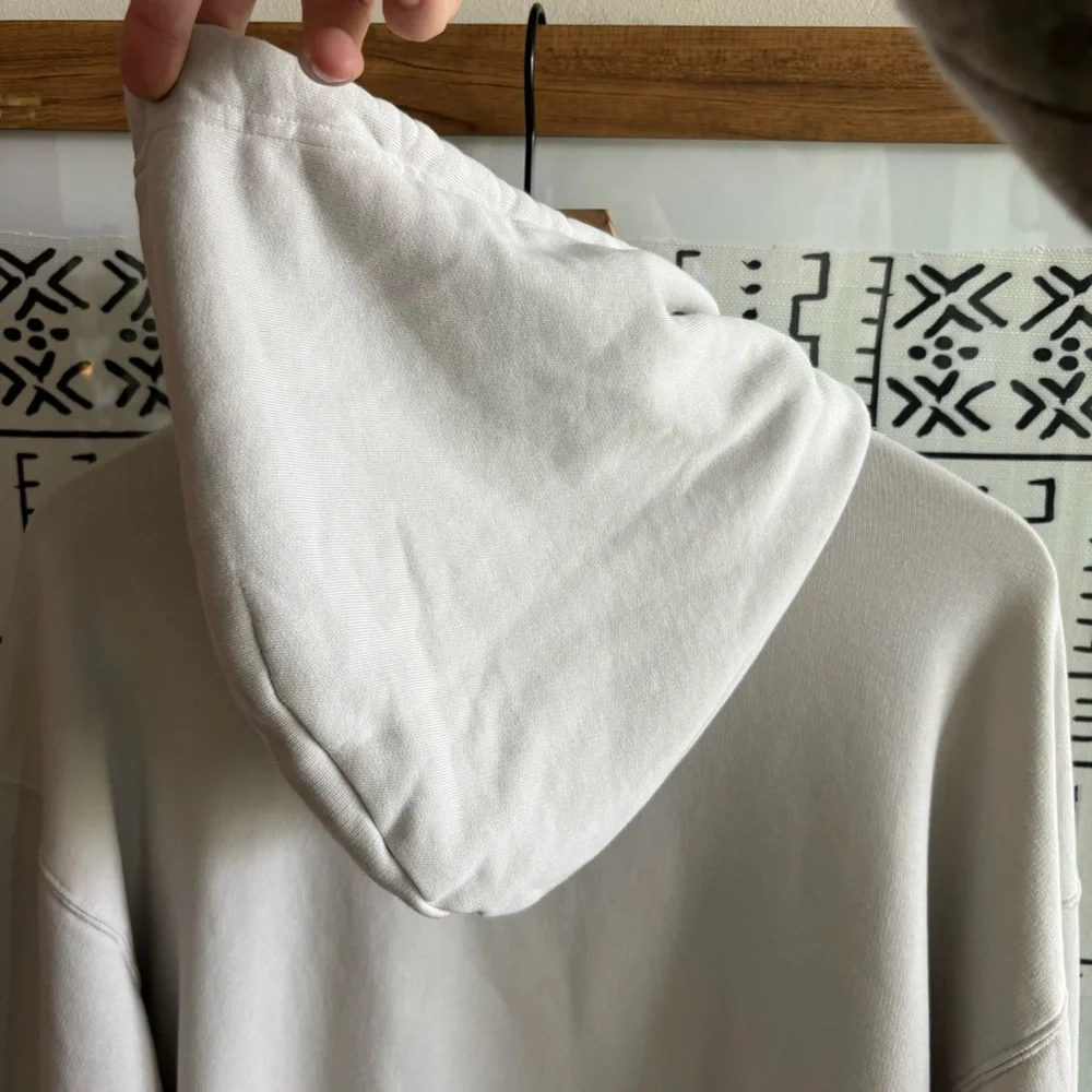 Aritzia l TNA‎ AiryAF Fleece Hoodie